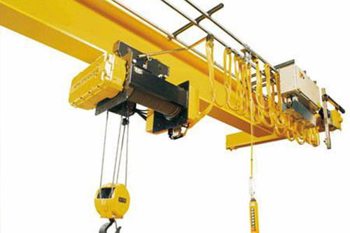 许昌门式起重机选购指南 为何盛达起重机备受推崇